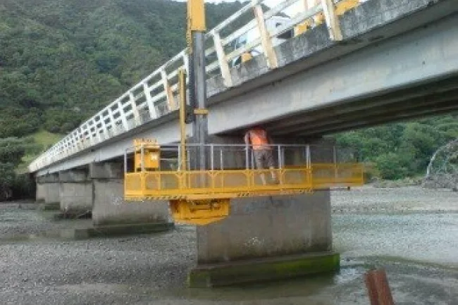 Biu Bridge Truck